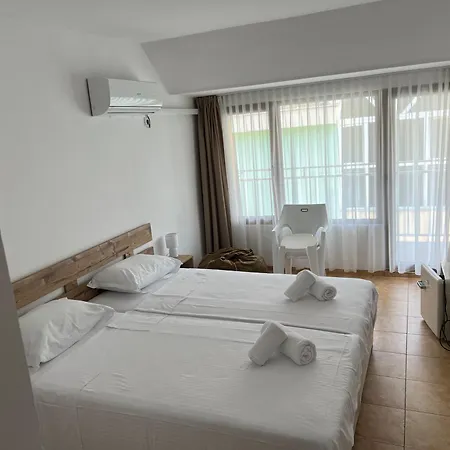 Casa *